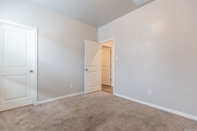 3923 IVY PATH, St Hedwig, TX 78152