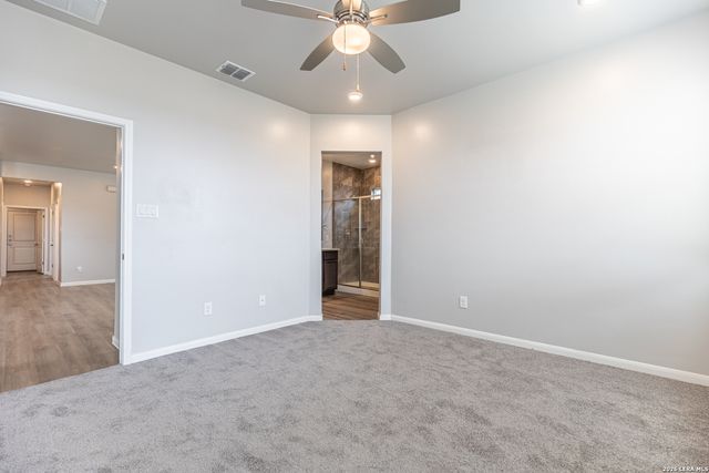 3923 IVY PATH, St Hedwig, TX 78152