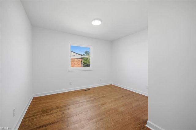 308 Butrico RD, Chesapeake, VA 23325