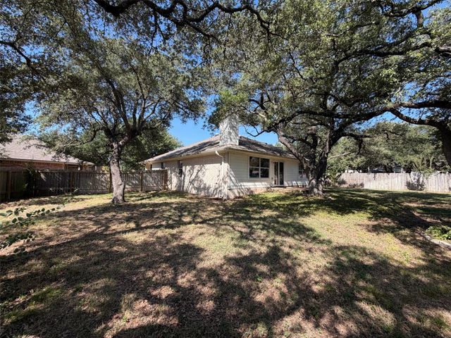 1315 Tumbling River DR, Leander, TX 78641