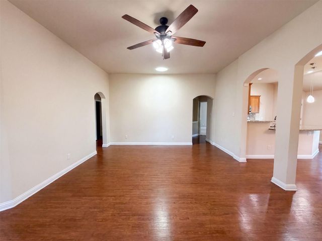 1315 Tumbling River DR, Leander, TX 78641