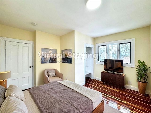 98 Safford St, Quincy, MA 02171