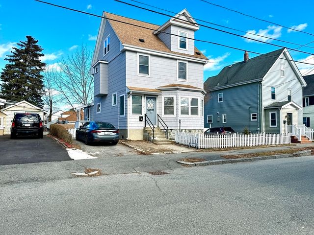98 Safford St, Quincy, MA 02171