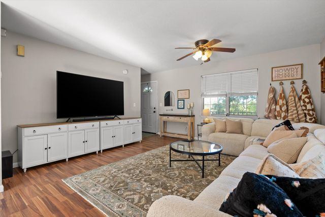 1302 Labrea Drive, Chattanooga, TN 37421
