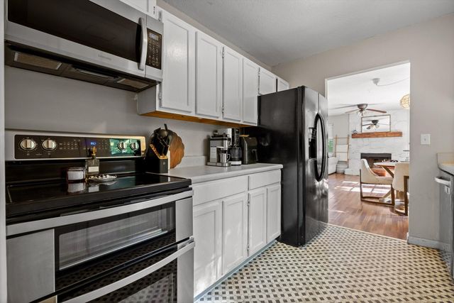 1302 Labrea Drive, Chattanooga, TN 37421