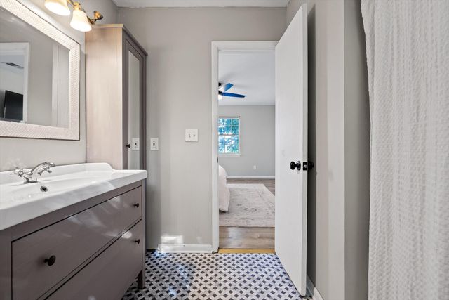 1302 Labrea Drive, Chattanooga, TN 37421
