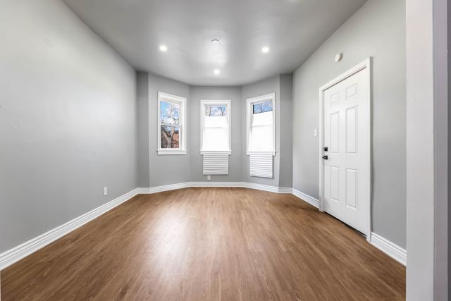 7917 S ELLIS Avenue 1, Chicago, IL 60619