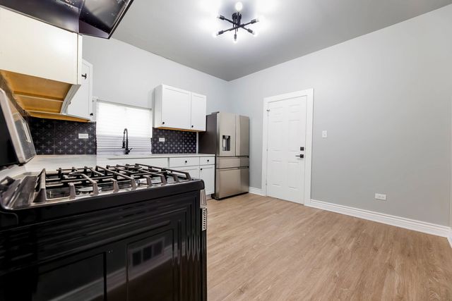 7917 S ELLIS Avenue 1, Chicago, IL 60619