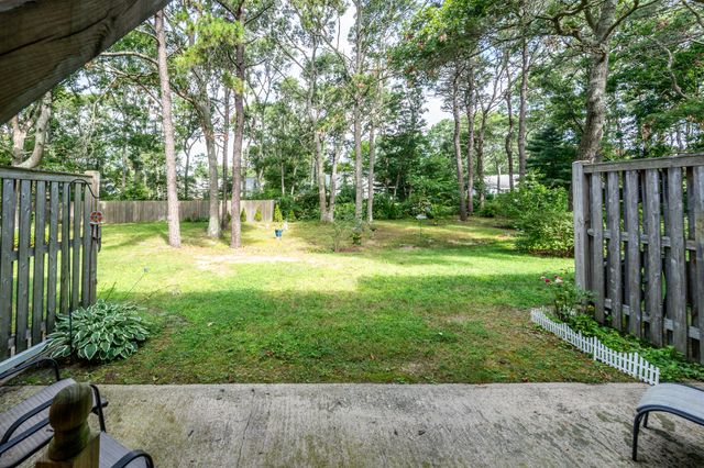 195 Falmouth Road 8D, Mashpee, MA 02649