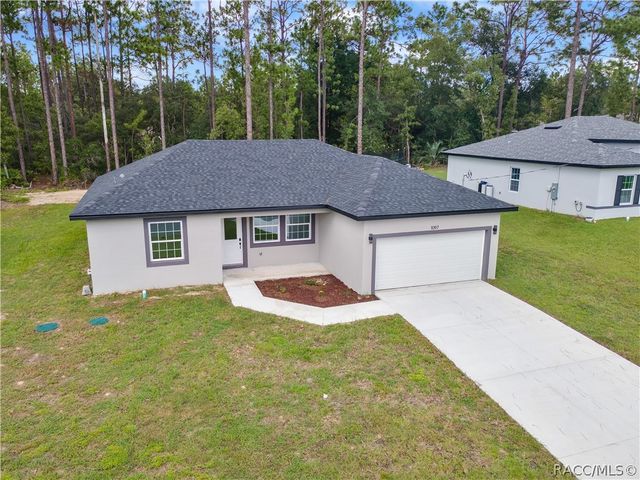 1097 W Cary Drive, Citrus Springs, FL 34434