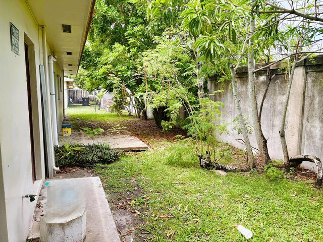 3980 NW 30th Terrace, Lauderdale Lakes, FL 33309