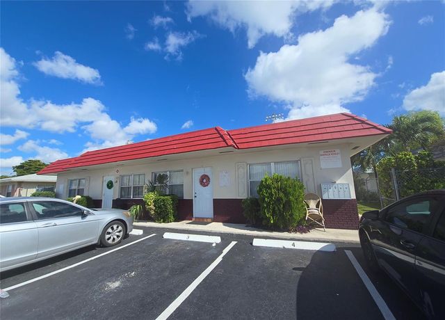 3980 NW 30th Terrace, Lauderdale Lakes, FL 33309