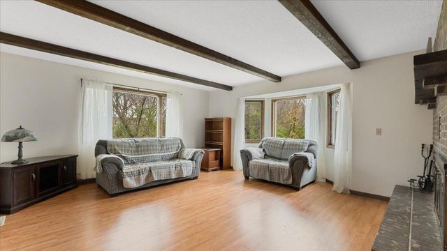 310 5th Street NE, Milaca, MN 56353