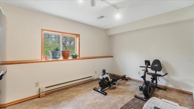 310 5th Street NE, Milaca, MN 56353