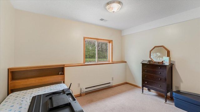 310 5th Street NE, Milaca, MN 56353