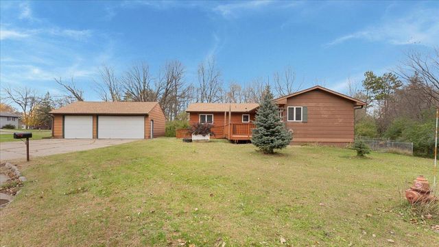 310 5th Street NE, Milaca, MN 56353