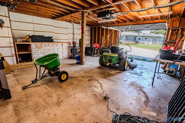 20510 Old Elkmont Road, Athens, AL 35614
