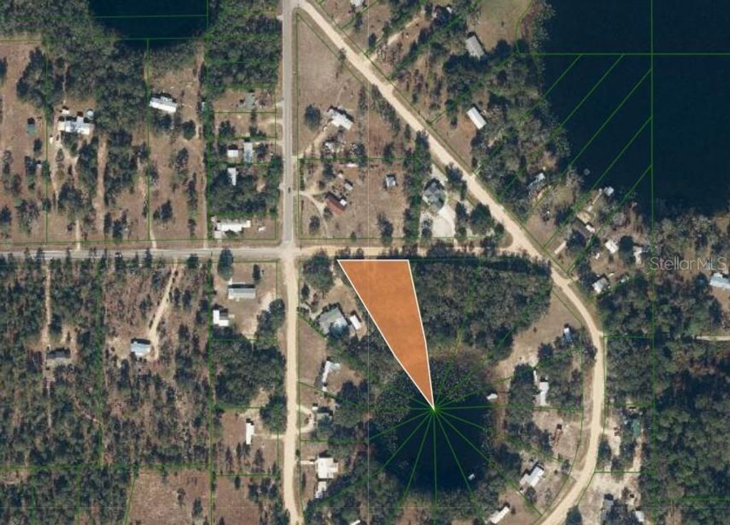 Image 3 of property listing at 503 64TH STREET, Interlachen, FL 32148