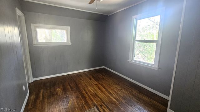 9910 Zimmer Avenue, Cleveland, OH 44102