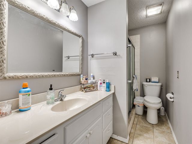 204 W Seward Avenue, Sand Springs, OK 74063