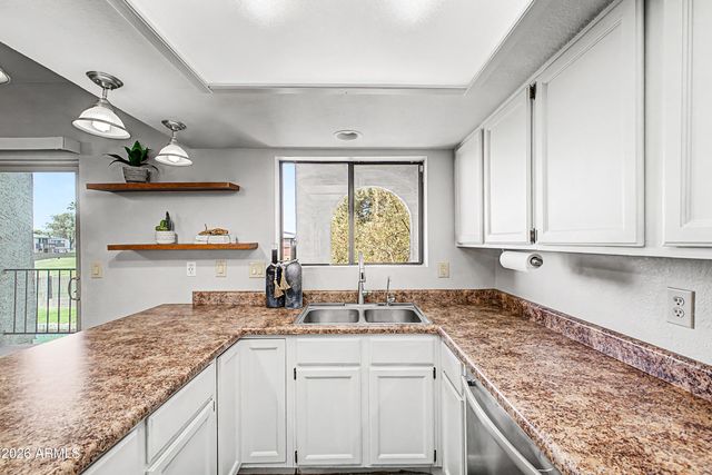 2524 S EL PARADISO -- 90, Mesa, AZ 85202