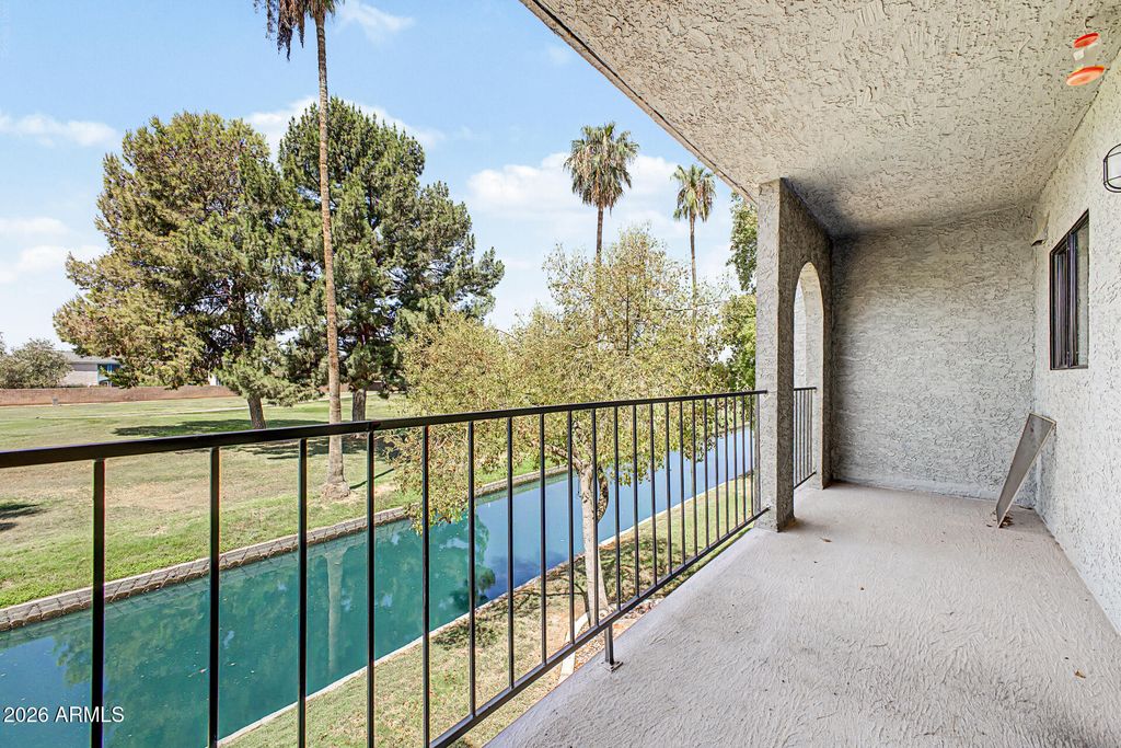 2524 S EL PARADISO -- 90, Mesa, AZ 85202 — photo 3