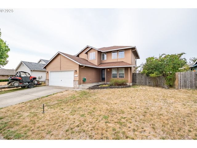 947 MEADOWLARK Pl, Molalla, OR 97038