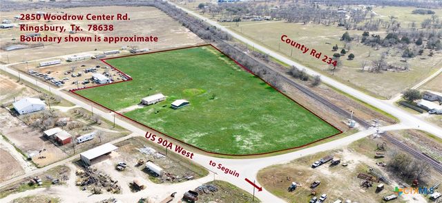 2850 Woodrow Center Road, Kingsbury, TX 78638