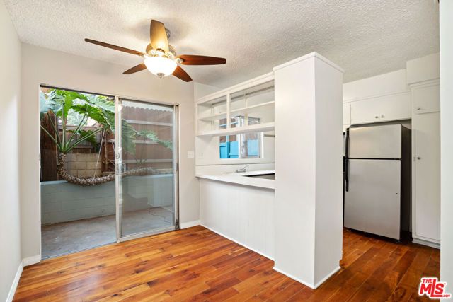 941 N San Vicente Boulevard 5, West Hollywood, CA 90069