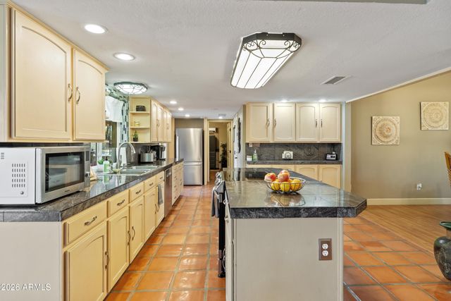 31045 N 48TH Street, Cave Creek, AZ 85331