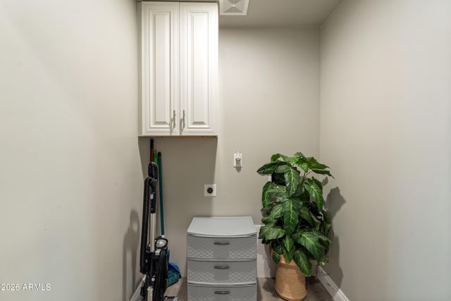 31045 N 48TH Street, Cave Creek, AZ 85331