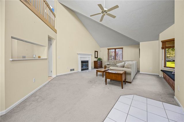 15 Legacy Oak Trail, Henrietta, NY 14534