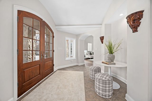 7S460 Donwood Drive, Naperville, IL 60540