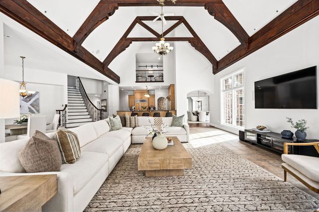 7S460 Donwood Drive, Naperville, IL 60540