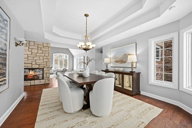 7S460 Donwood Drive, Naperville, IL 60540