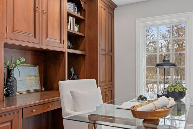 7S460 Donwood Drive, Naperville, IL 60540