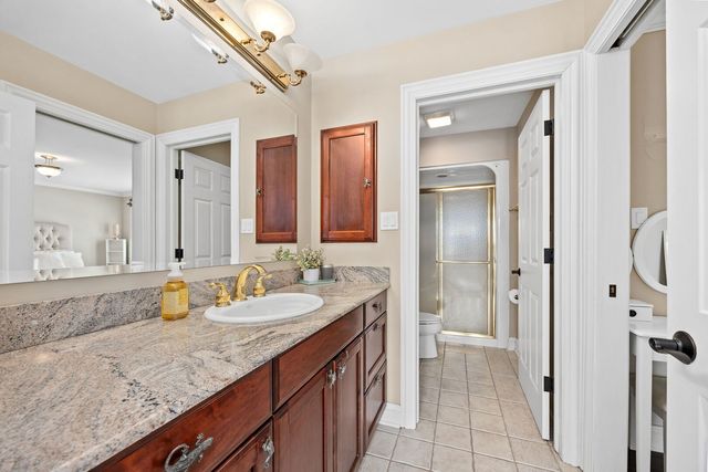 7S460 Donwood Drive, Naperville, IL 60540