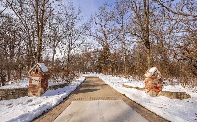 7S460 Donwood Drive, Naperville, IL 60540