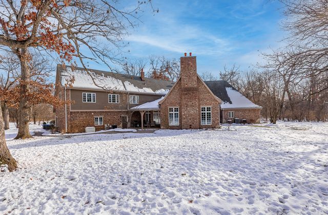 7S460 Donwood Drive, Naperville, IL 60540