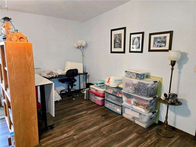 1049 SE 475 RD Road, Knob Noster, MO 65336