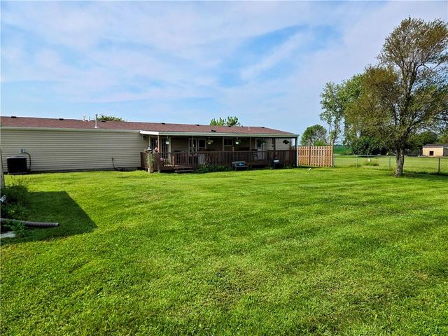 1049 SE 475 RD Road, Knob Noster, MO 65336