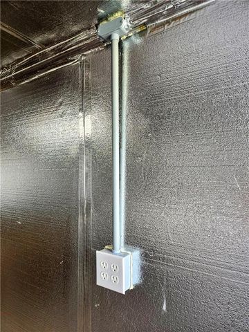 1049 SE 475 RD Road, Knob Noster, MO 65336