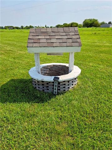 1049 SE 475 RD Road, Knob Noster, MO 65336