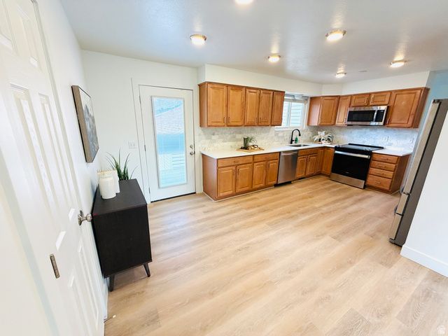 808 W BULLION ST, Murray, UT 84123