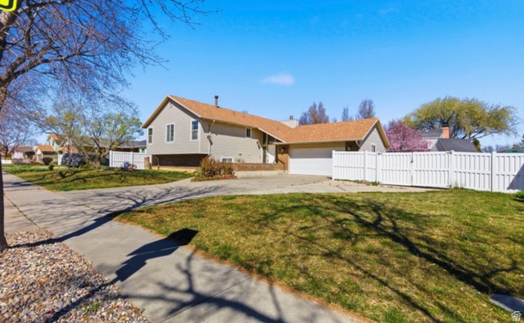 808 W BULLION ST, Murray, UT 84123