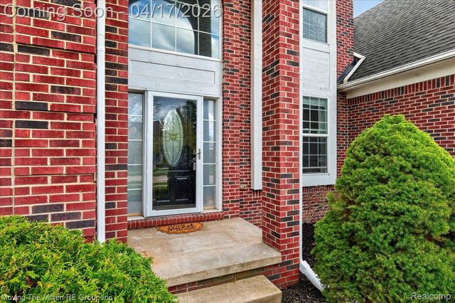 49109 Paloma Drive, Van Buren Charter Township, MI 48111