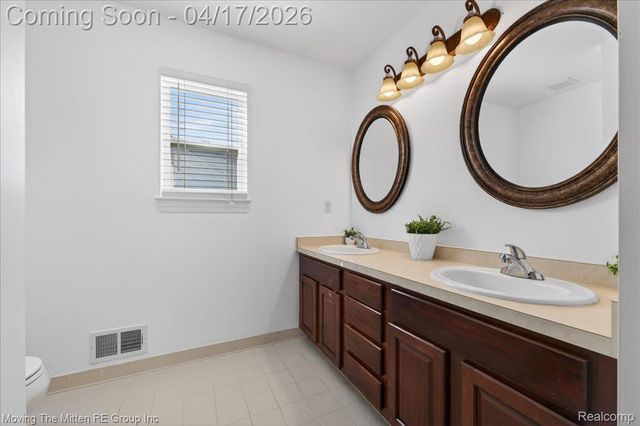 49109 Paloma Drive, Van Buren Charter Township, MI 48111