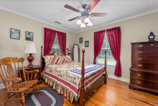 104 Sim St, Washington, GA 30673