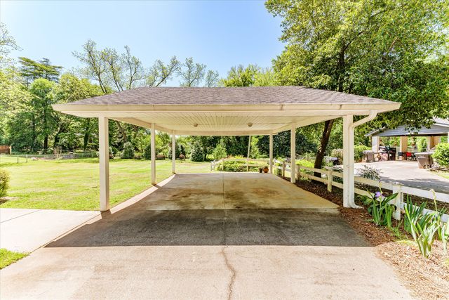 104 Sim St, Washington, GA 30673