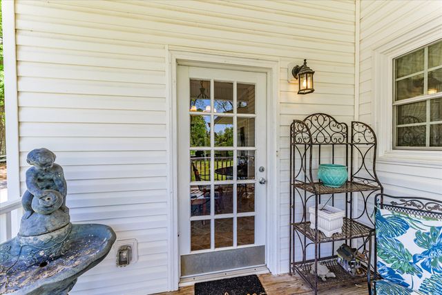 104 Sim St, Washington, GA 30673